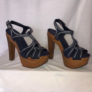 Unique Jessica Simpson wood platforms
